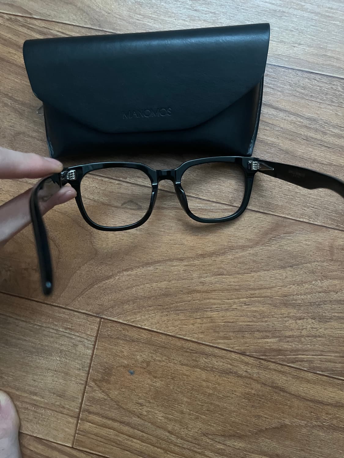 젠틀몬스터 오조 뿔테안경 상품이미지3