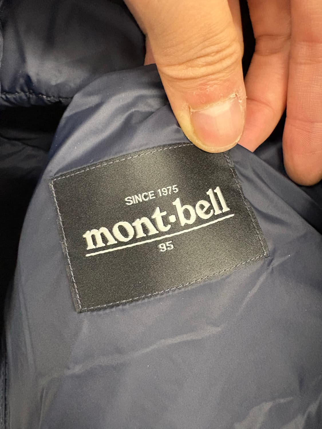 몽벨 경량패딩 네이비 상품이미지5