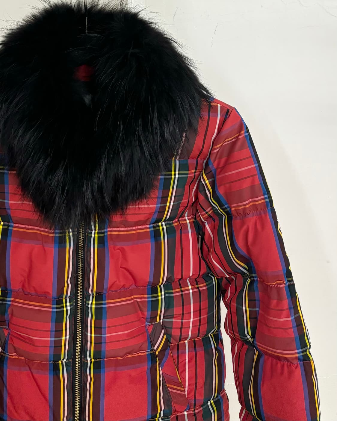 모스키노 레드 체크 패턴 푸퍼 재킷 상품이미지4
