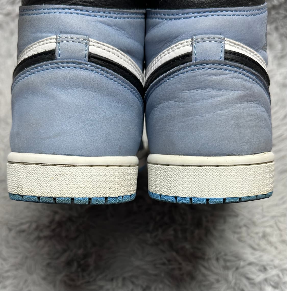 (260)조던1하이 OG 유니버시티 블루 풀박스 중고 상품이미지6