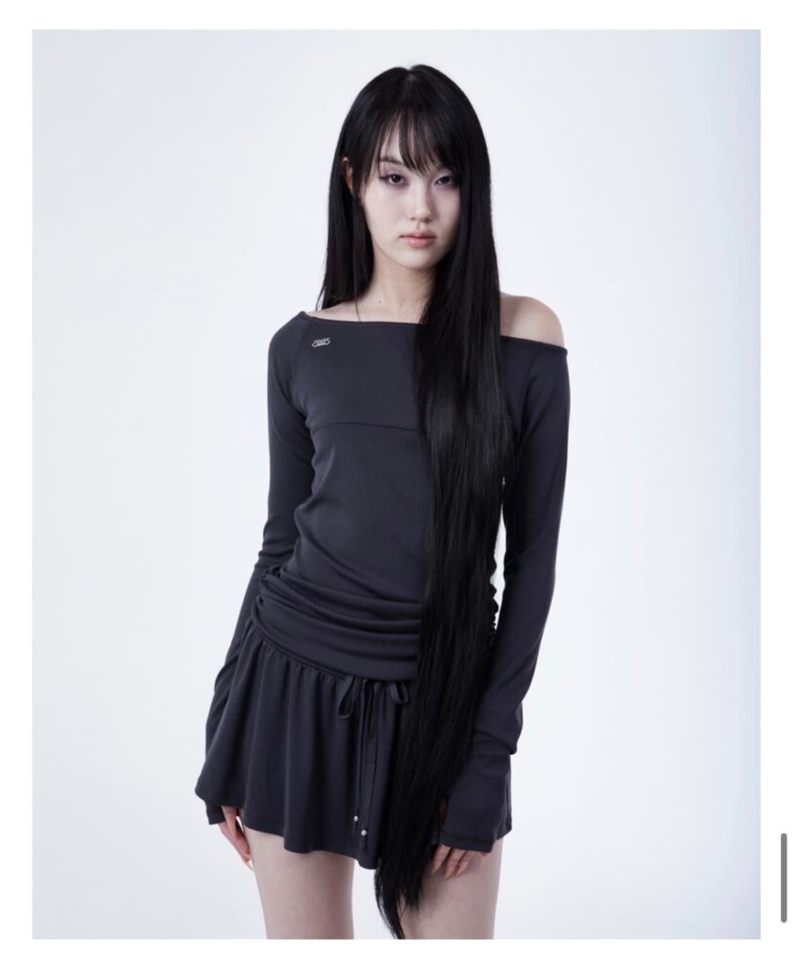 엘프엘프엘프아카이브 raglan metal logo dress 차콜 상품이미지1