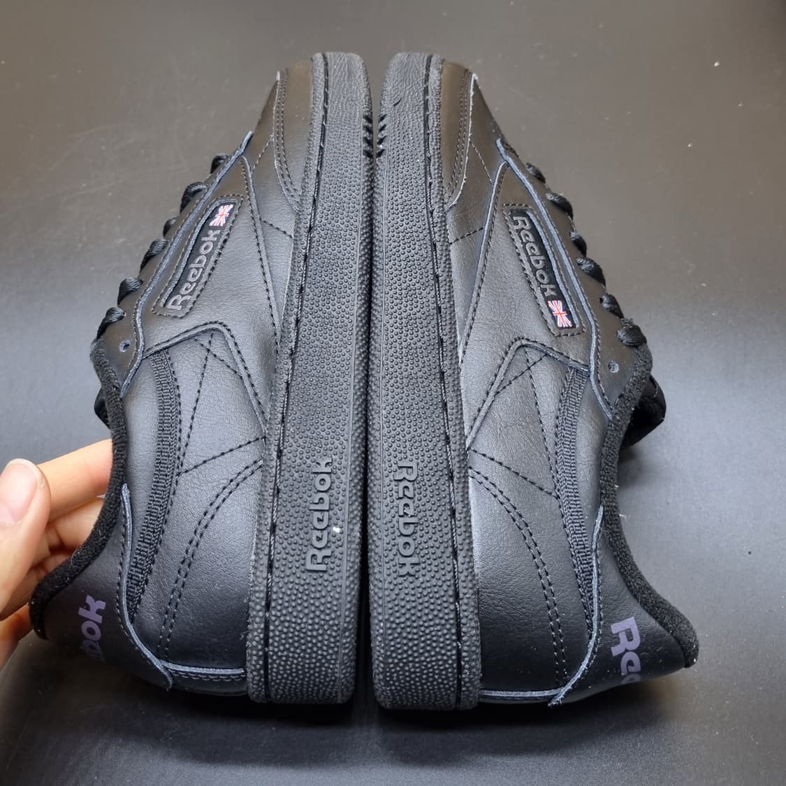 리복 클럽 C 85 블랙 스니커즈 240 상품이미지5