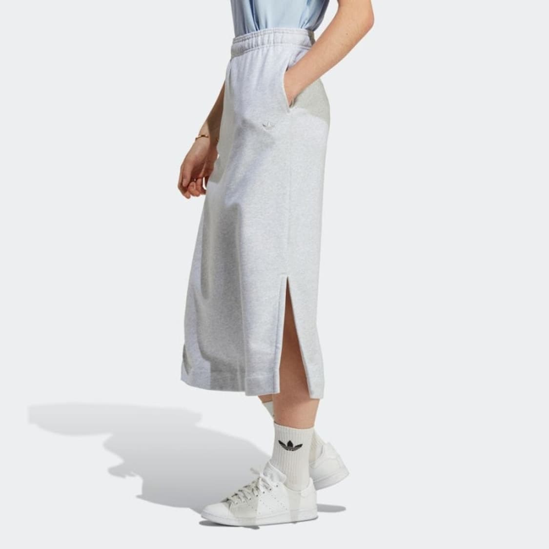 아디다스 에센셜 스커트 그레이 M
택포 상품이미지2