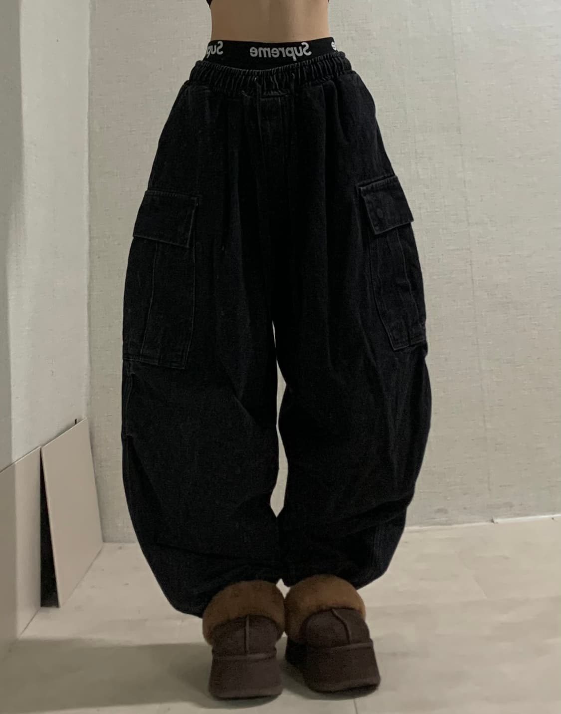 black denim cargo pants 상품이미지1