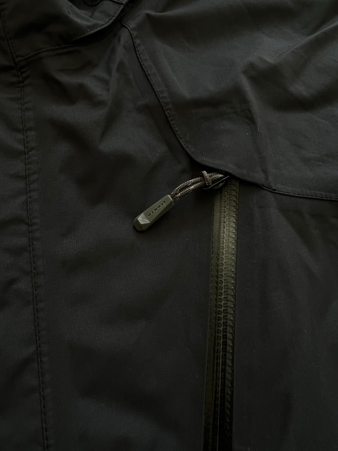 마무트 마운틴 파카 상품이미지3