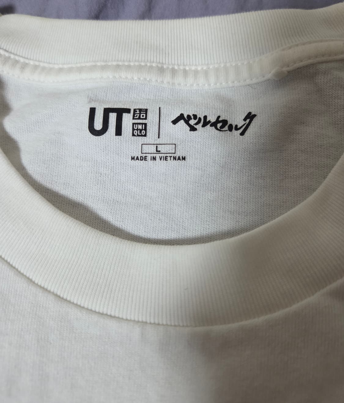 유니클로 UT 베르세르크 반팔 티셔츠 L 상품이미지2