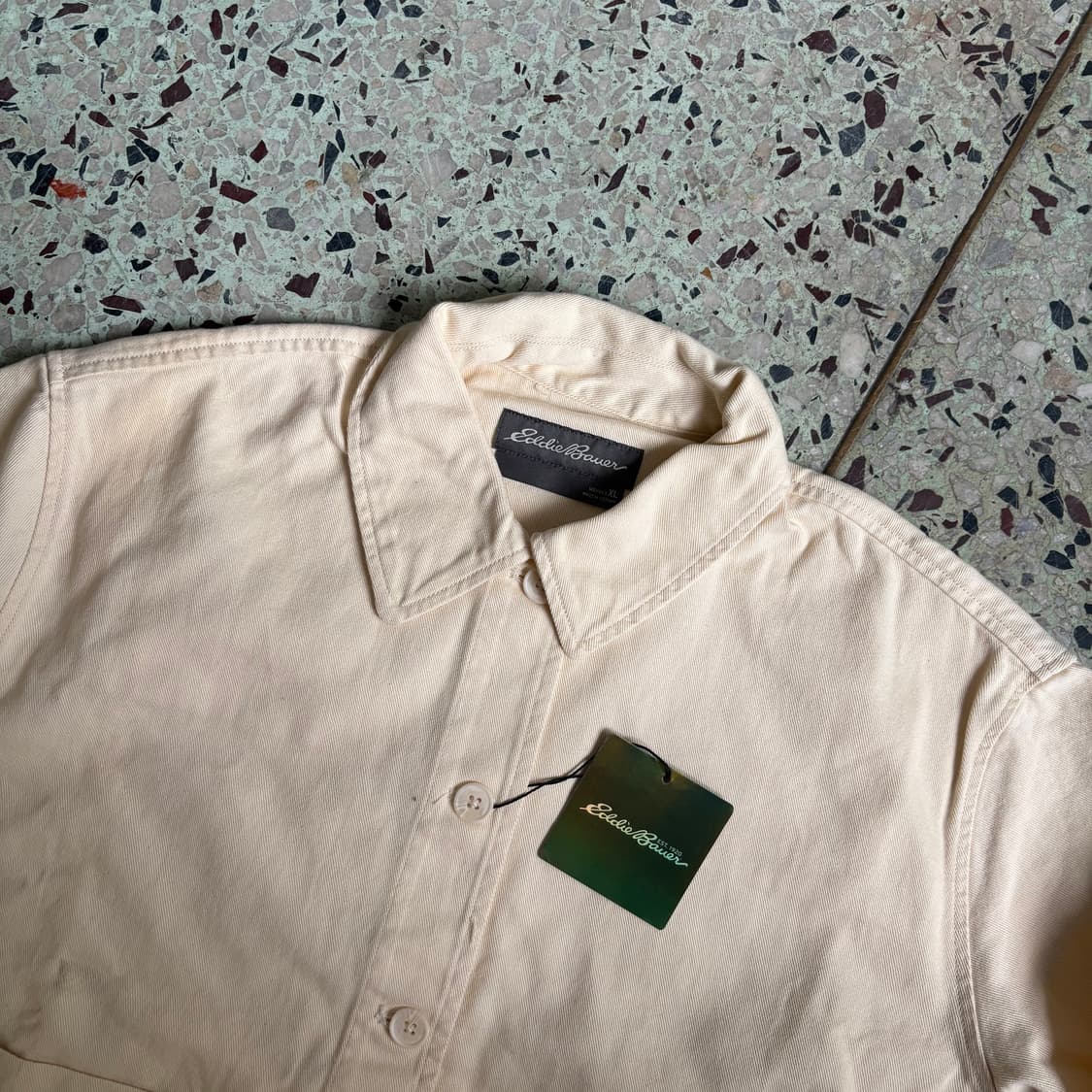 에디바우어 아이보리 셔츠 자켓 상품이미지2