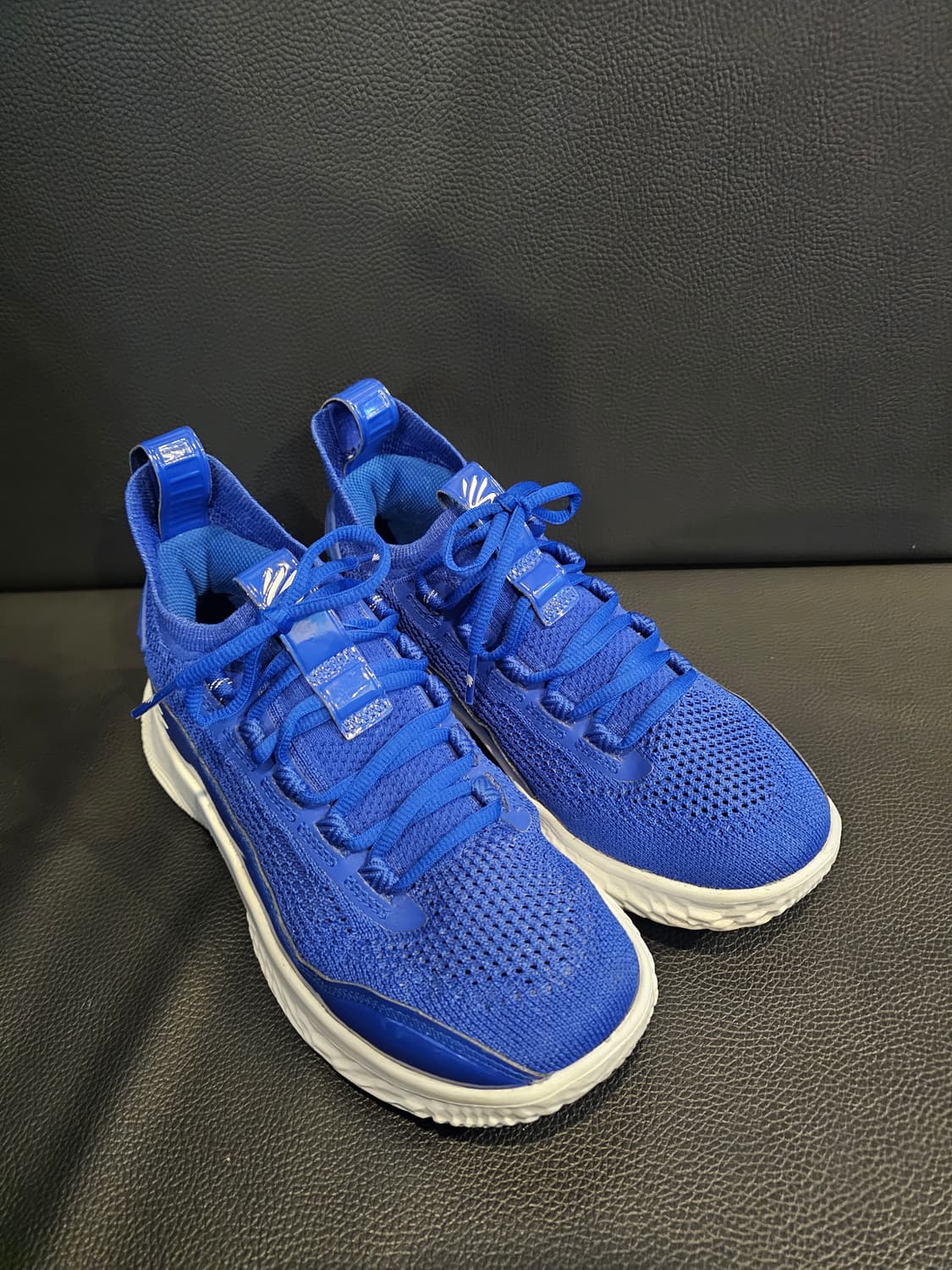 언더아머 커리 농구화 플로우8 상품이미지2