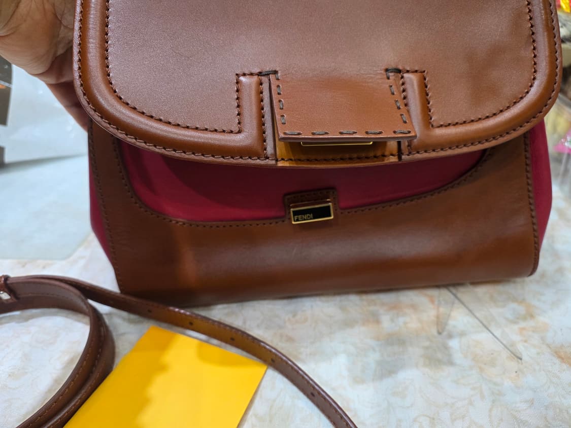 Fendi(펜디) 브라운 레더 트리밍 실바나 토트백 상품이미지5