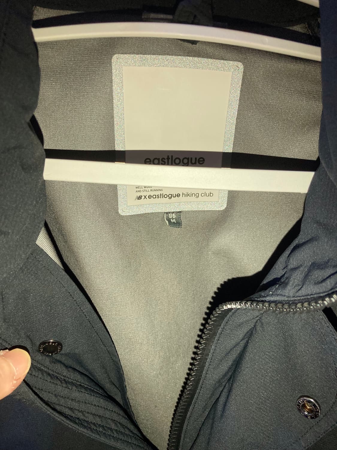 뉴발란스 NB X 이스트로그 고어텍스 파일럿 점퍼 블랙 95 상품이미지4