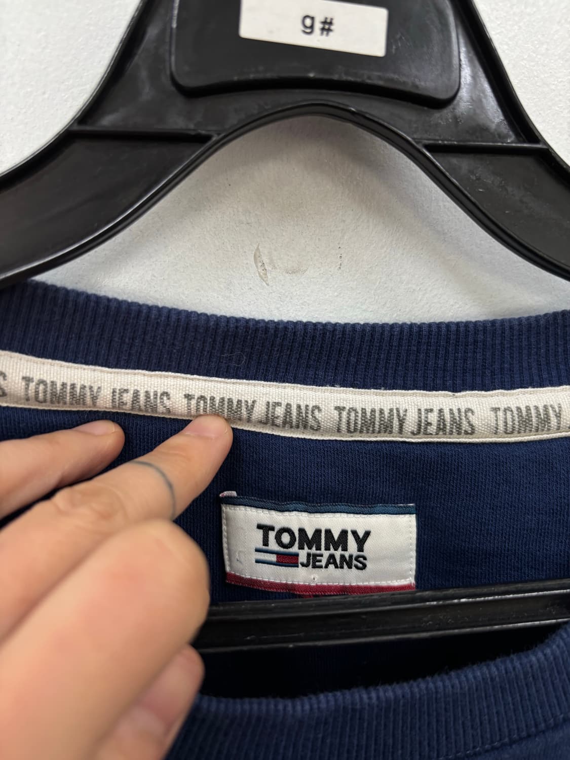 타미힐피거 로고자수 맨투맨 상품이미지4