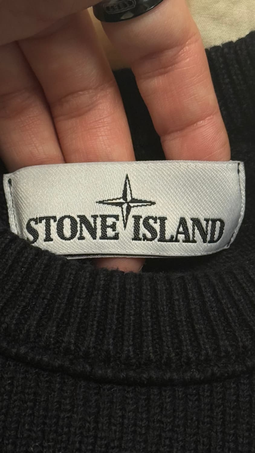 스톤아일랜드 블랙 니트 스웨터 미듐 완전깨끗함 상품이미지2