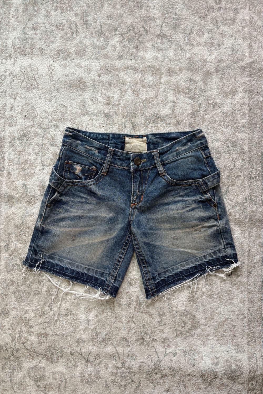 Lolita Jeans Distressed Cut-off Denim 상품이미지6