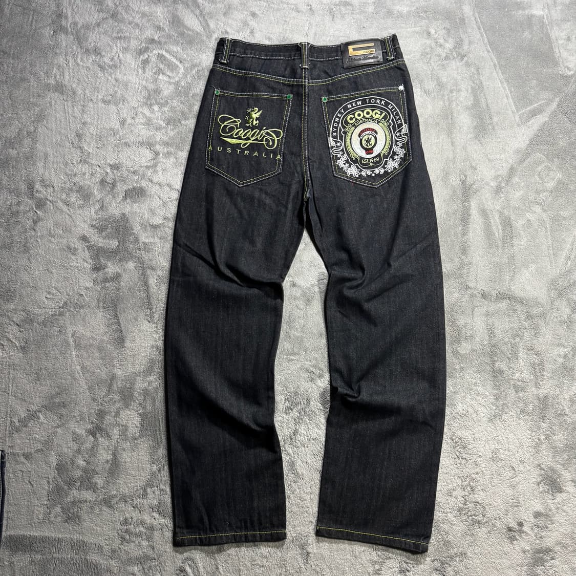 COOGI 쿠지 호주 엉덩이자수 데님팬츠 상품이미지1