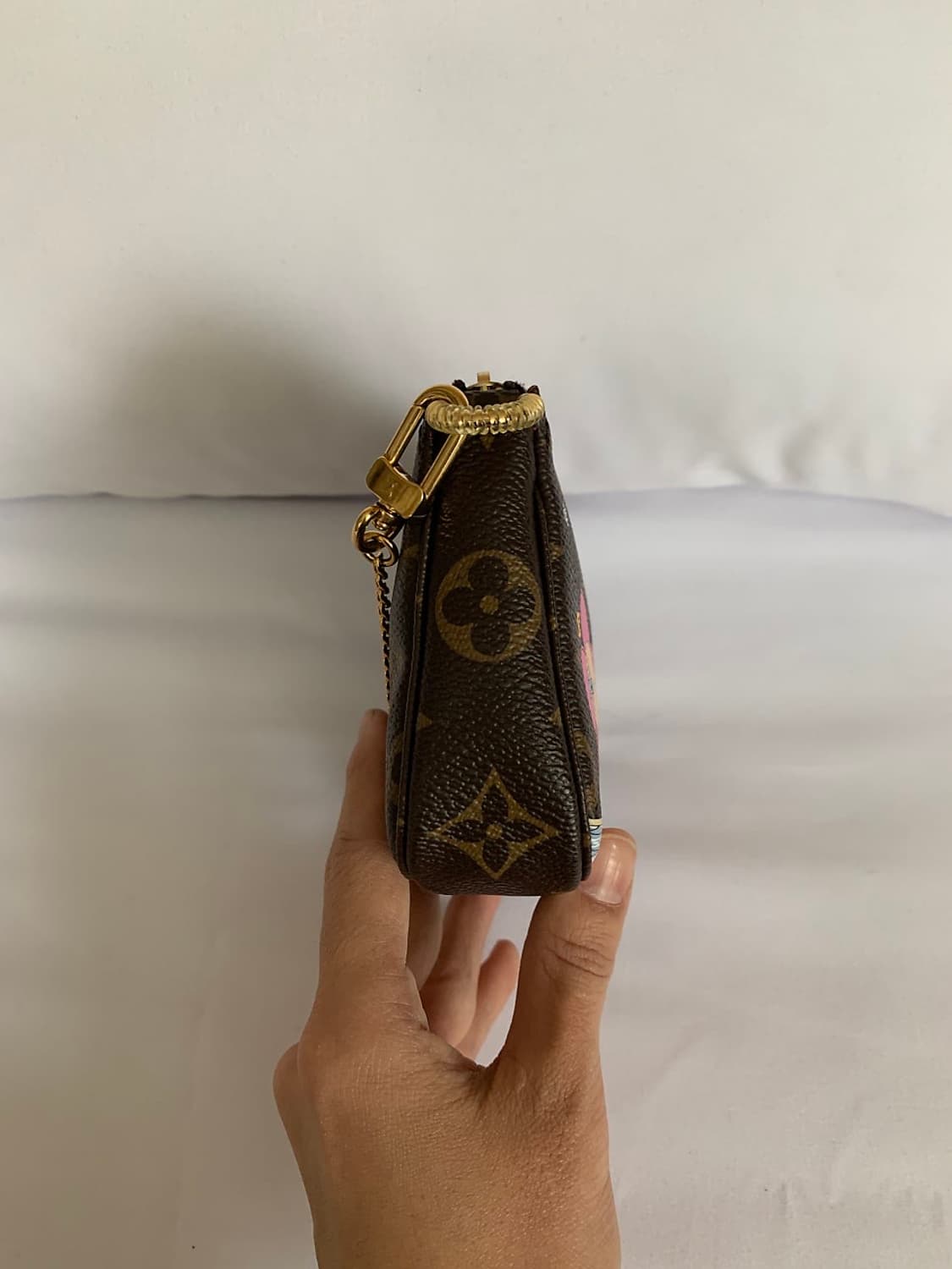루이비통 미니 포쉐트 악세수아 상품이미지4