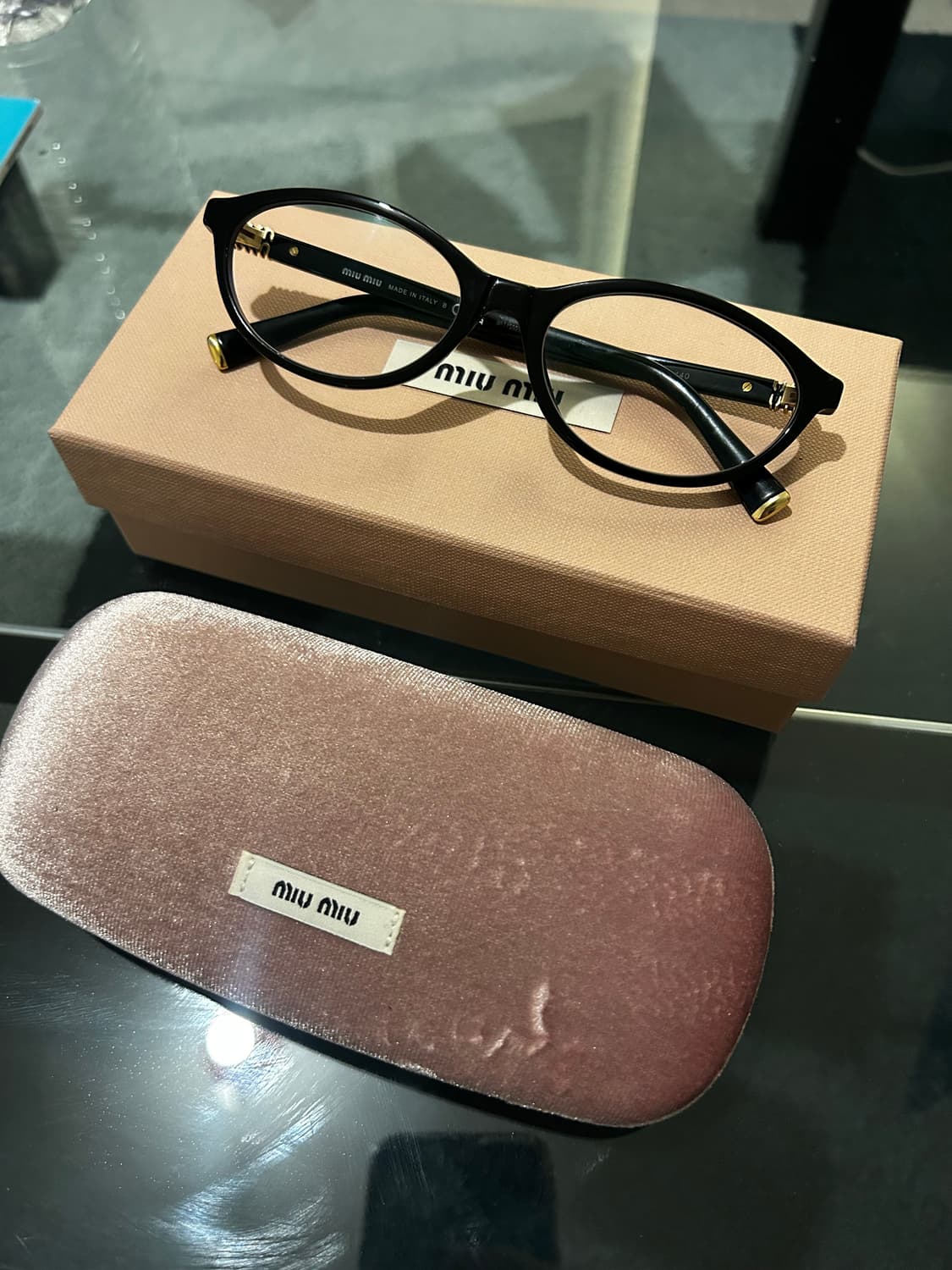 미우미우 리가드 블랙 OS 상품이미지1