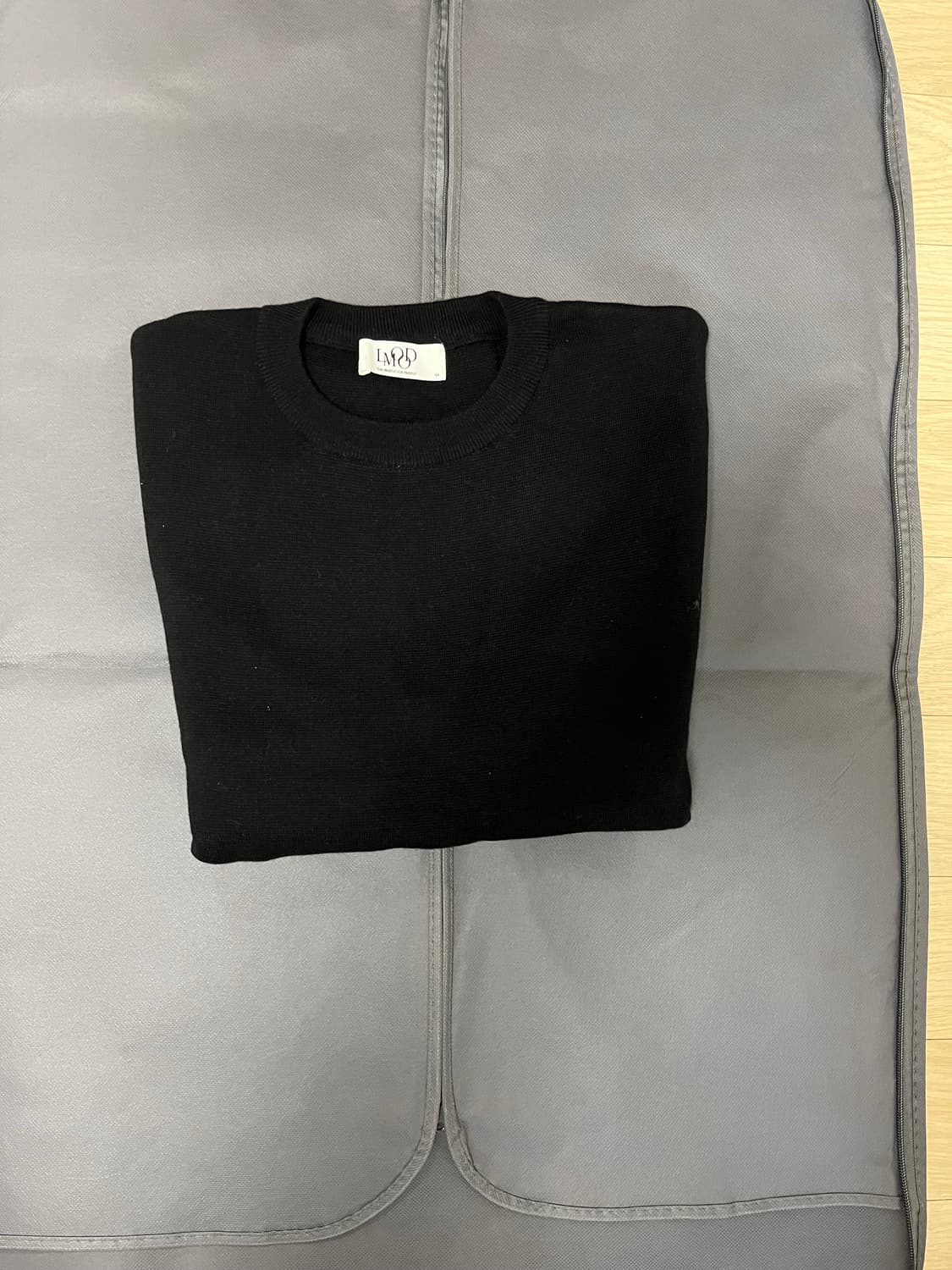 엘무드 밀라노 울 코튼 라운드넥 풀오버 니트 블랙 상품이미지3