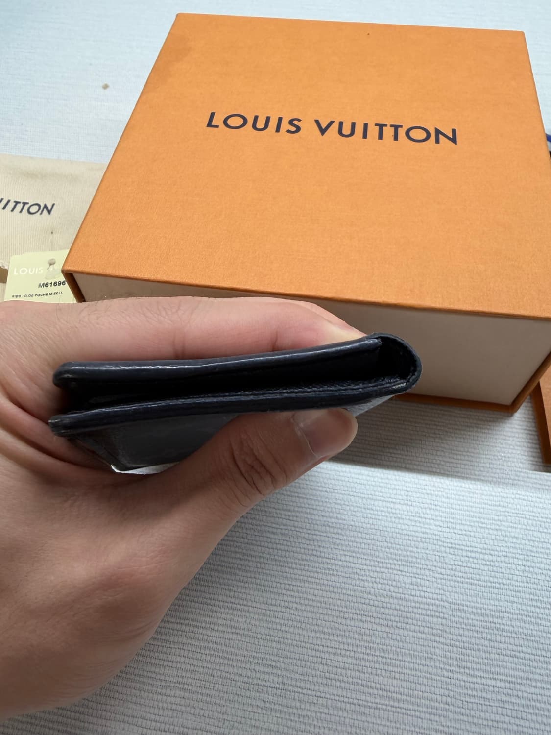 루이비통 포켓 오거나이저 모노그람 카드지갑 상품이미지6
