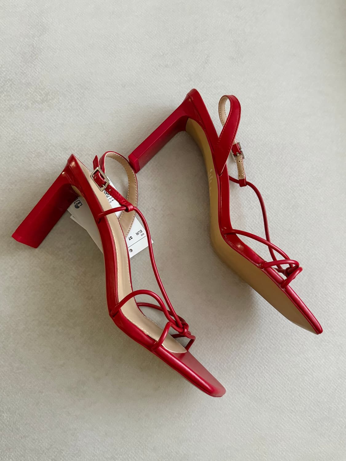 H&M 레드 스트랩 샌들 상품이미지3