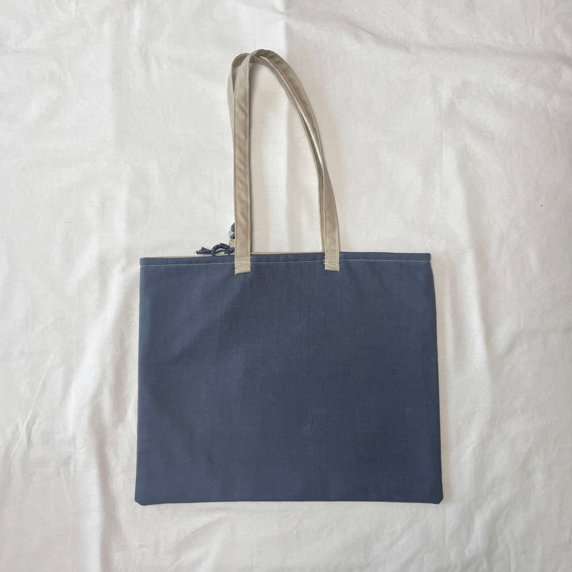 Cut-out tote bag 에코백 상품이미지2