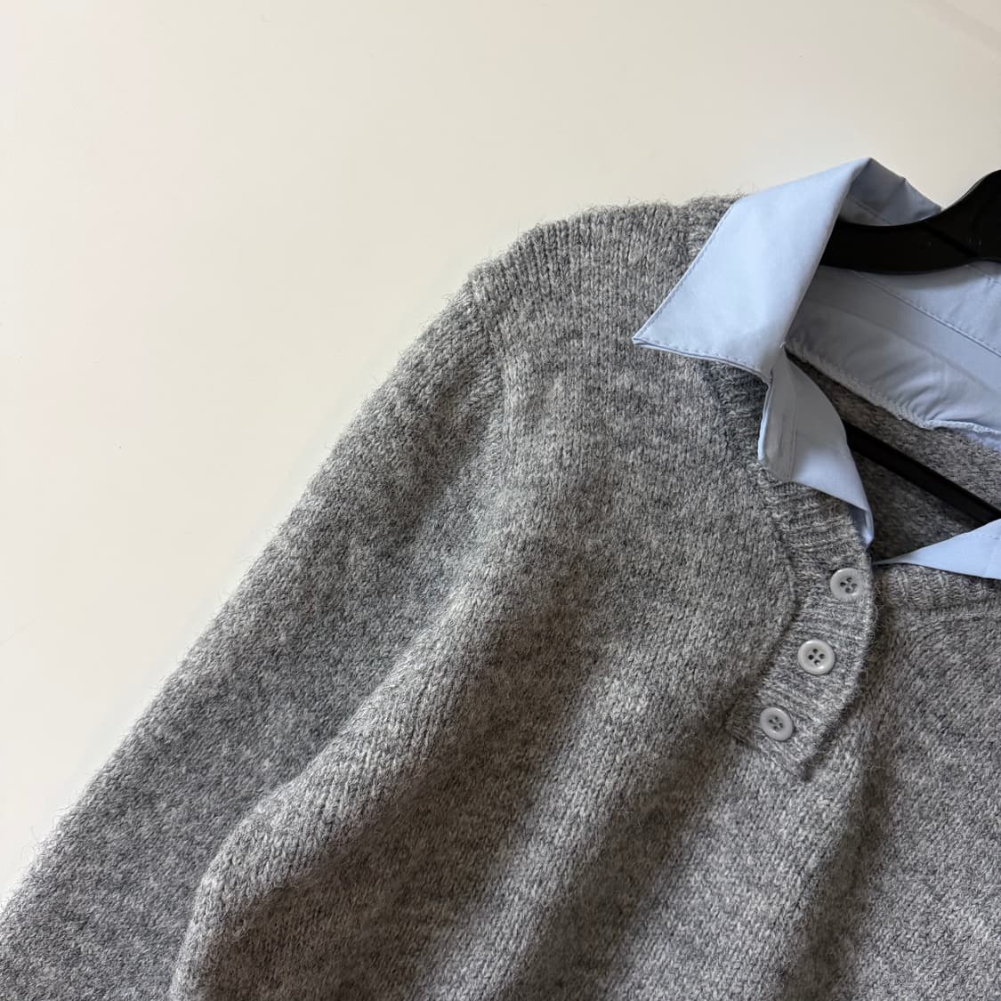 새상품 여자 카라넥 셔츠 레이어드 니트 상품이미지2