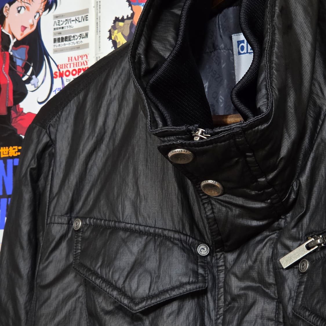 리바이스 락시크 유광 코팅 하이넥 누빔 자켓 상품이미지3