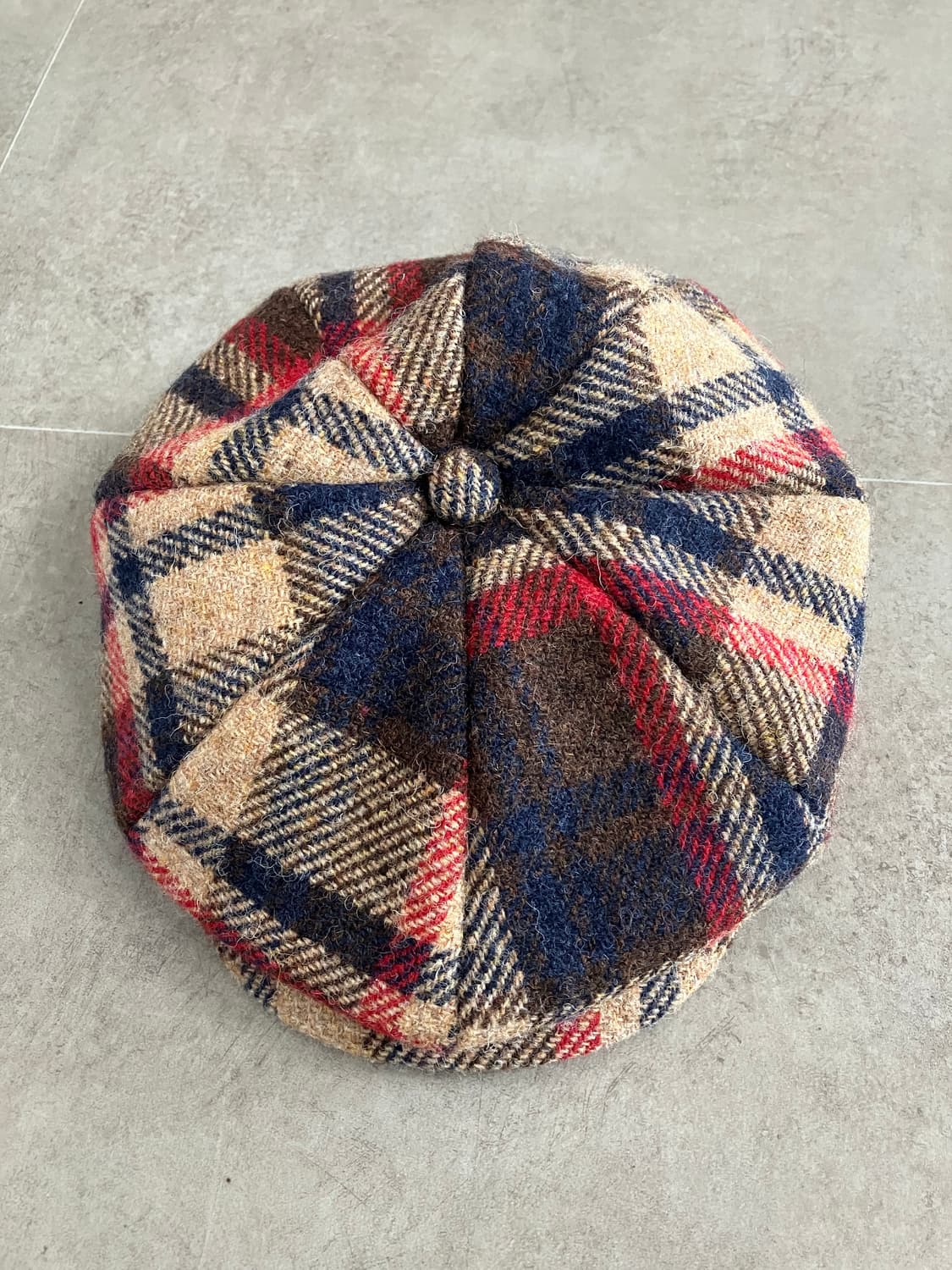 베이프 울 체크 뉴스보이캡 상품이미지2