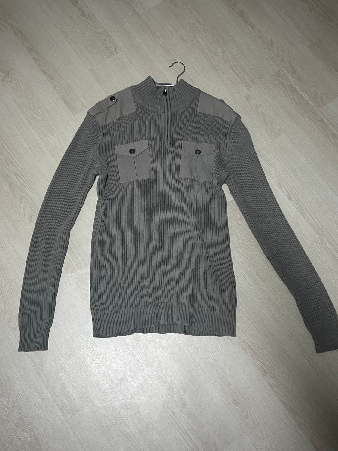 꼼데가르송 느낌 빈티지 슬릭 반집업 니트 상품이미지3