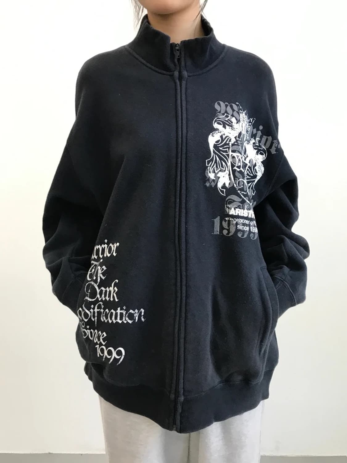 ARISTRIST Graphic Zip Sweatshirt 상품이미지2