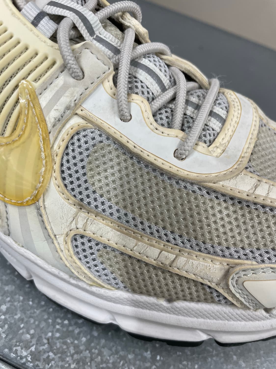 나이키 x 어콜드월 줌 보메로 5 스니커즈 290  상품이미지9