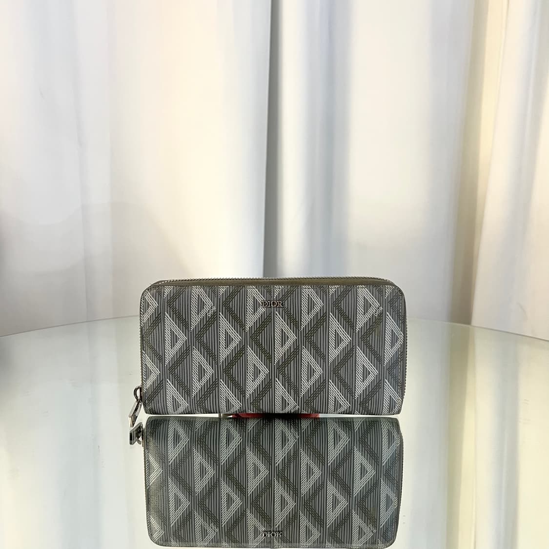 [정품] 디올 다이아 지퍼돌이 장지갑 상품이미지1
