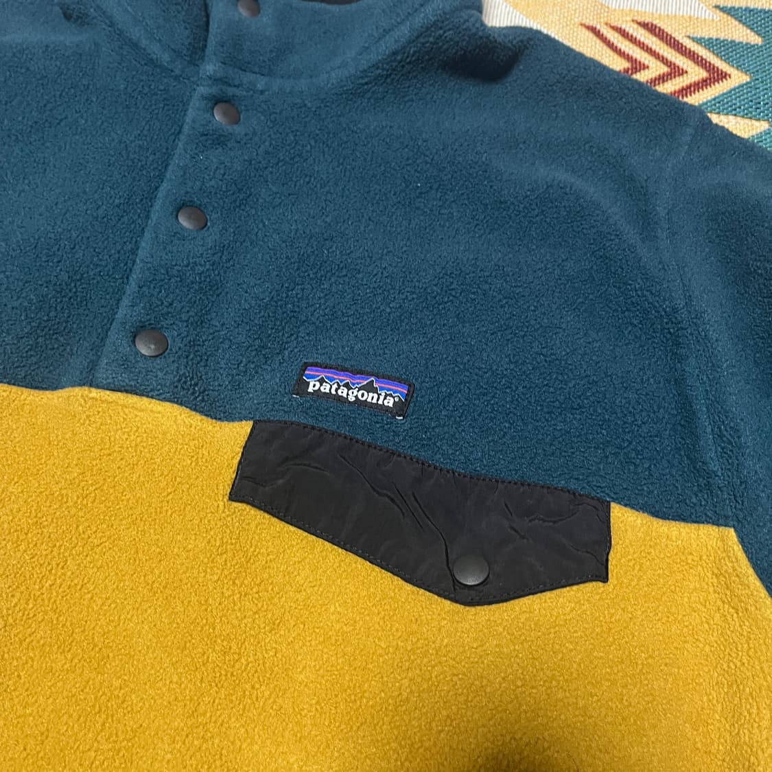 파타고니아 신칠라 투톤 컬러 스냅티 M 상품이미지3