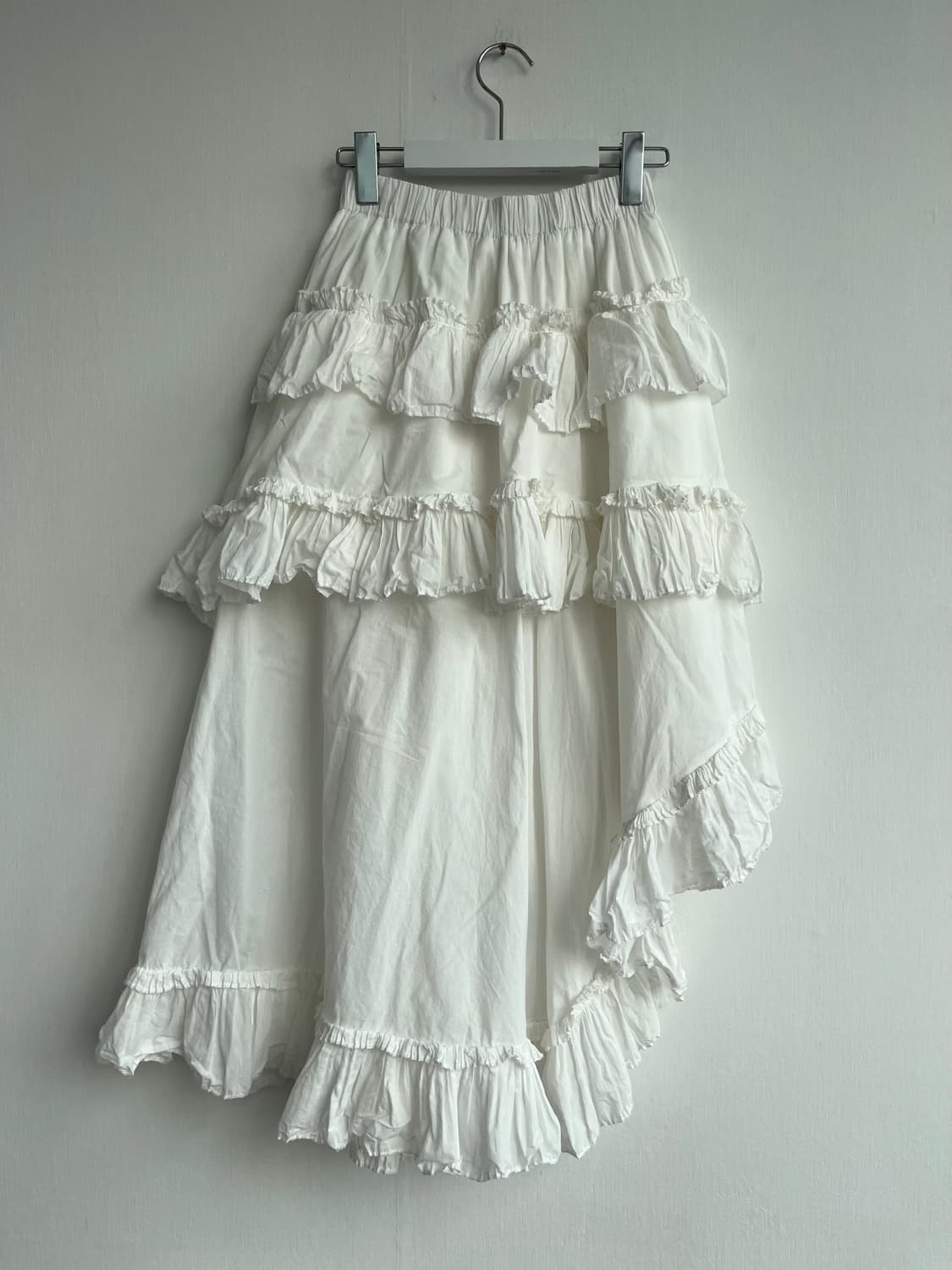 아이보리 프릴 언발 스커트 상품이미지4