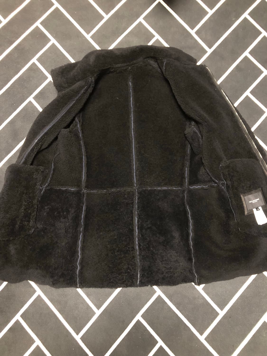 (횡재가)솔리드옴므 리얼무스탕 /몽클레어 스톤 발망 프라다 톰브라운타임 상품이미지7