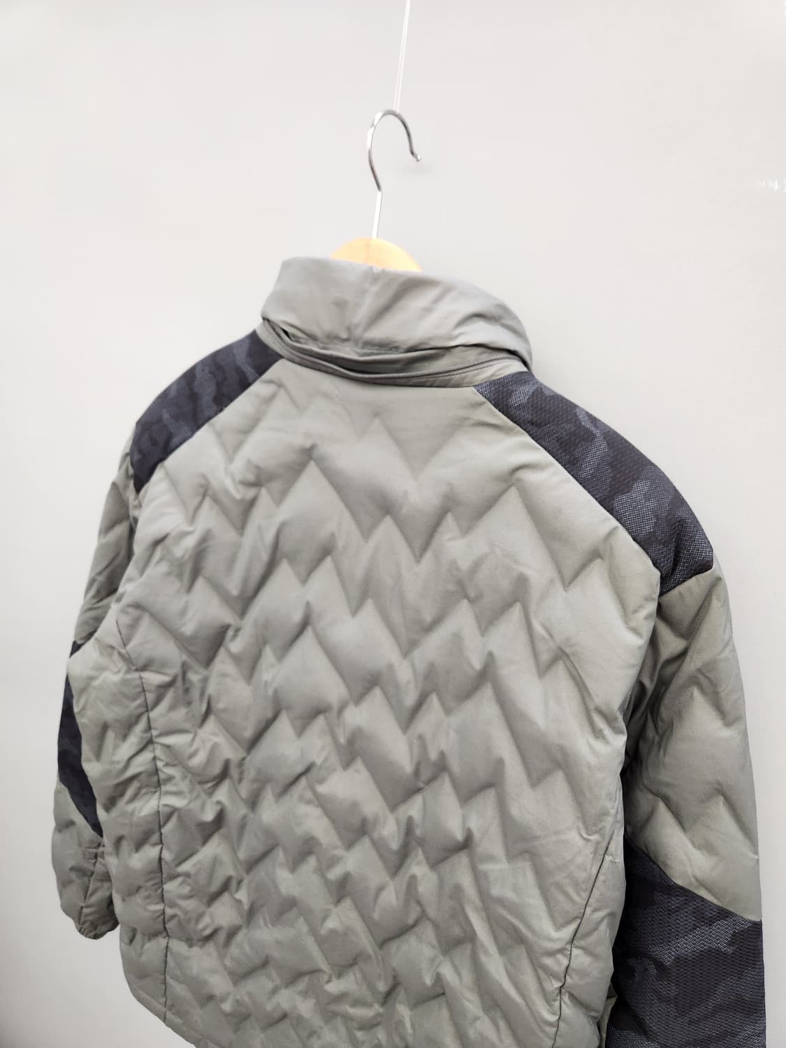 블랙야크 경량패딩 상품이미지7