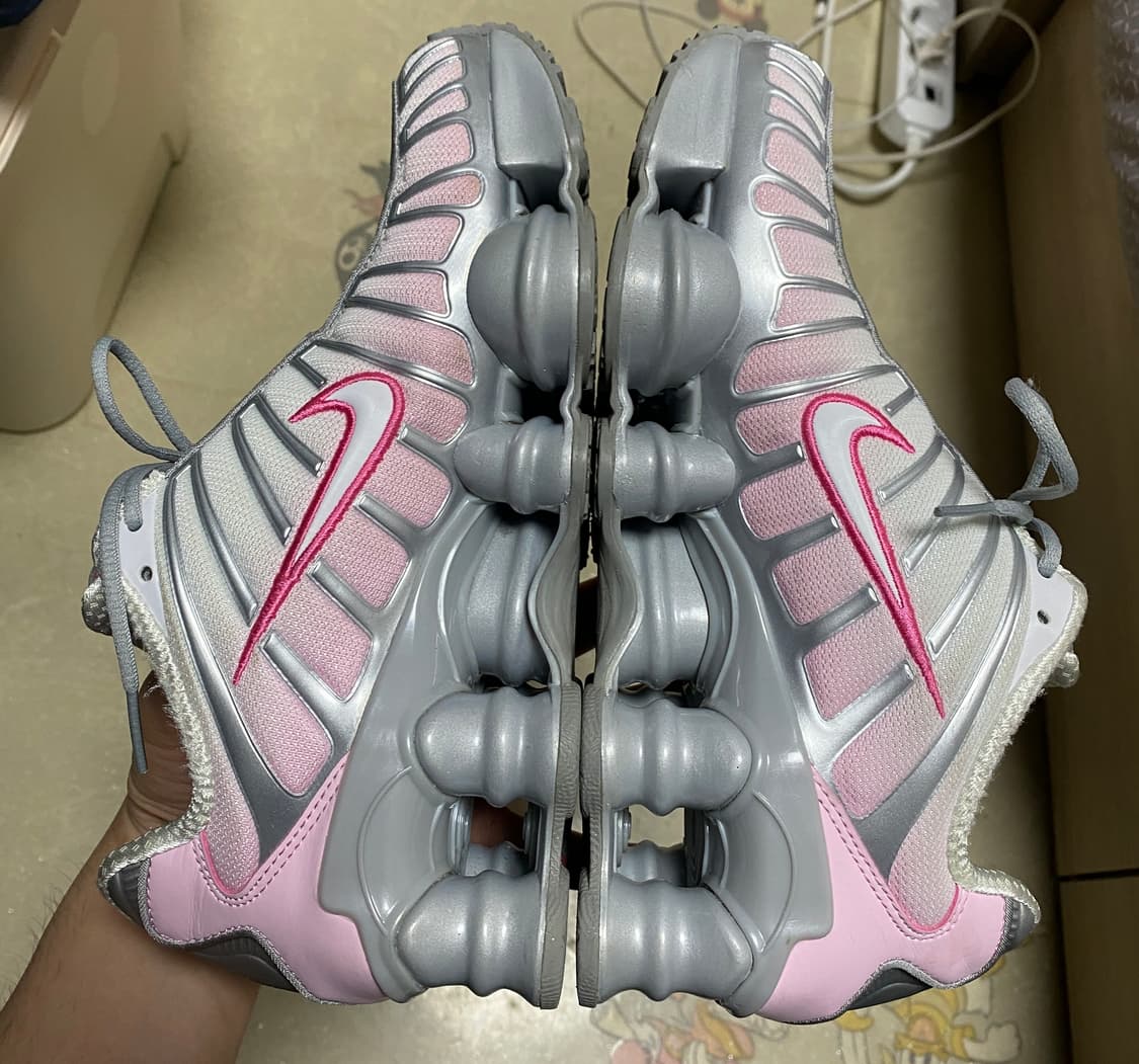 나이키 샥스 TL 메탈릭 플래티넘 핑크 폼 235 상품이미지6