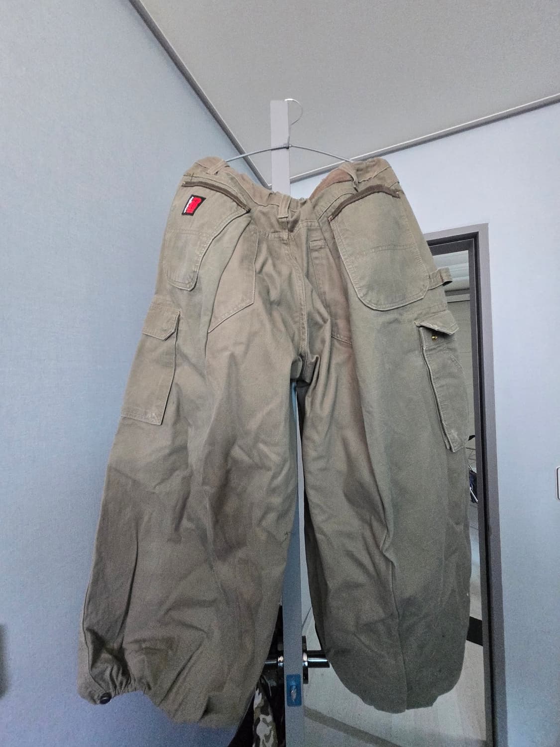 와걸 카키 카고 커스텀팬츠 두붙바 상품이미지2
