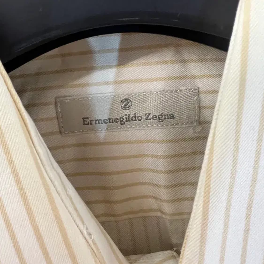 Ermenegildo Zegna 스트라이프 남성 셔츠 100-105 상품이미지9