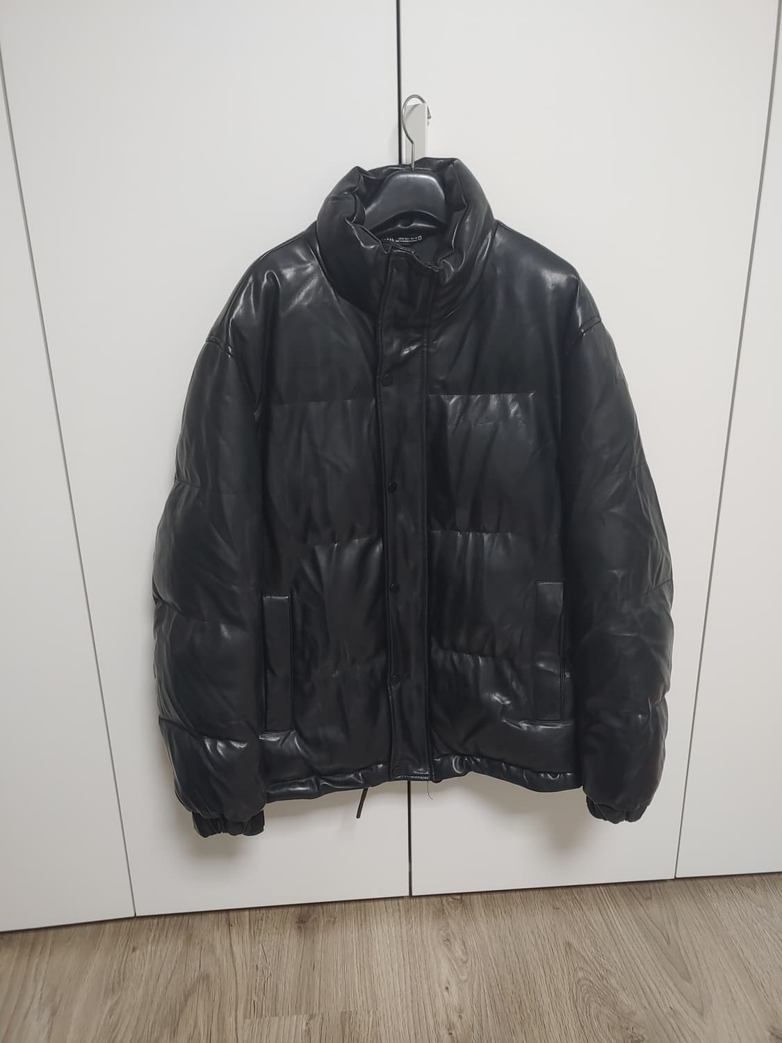 자라 남성 인조 레더 패딩 자켓 -  M사이즈 상품이미지1