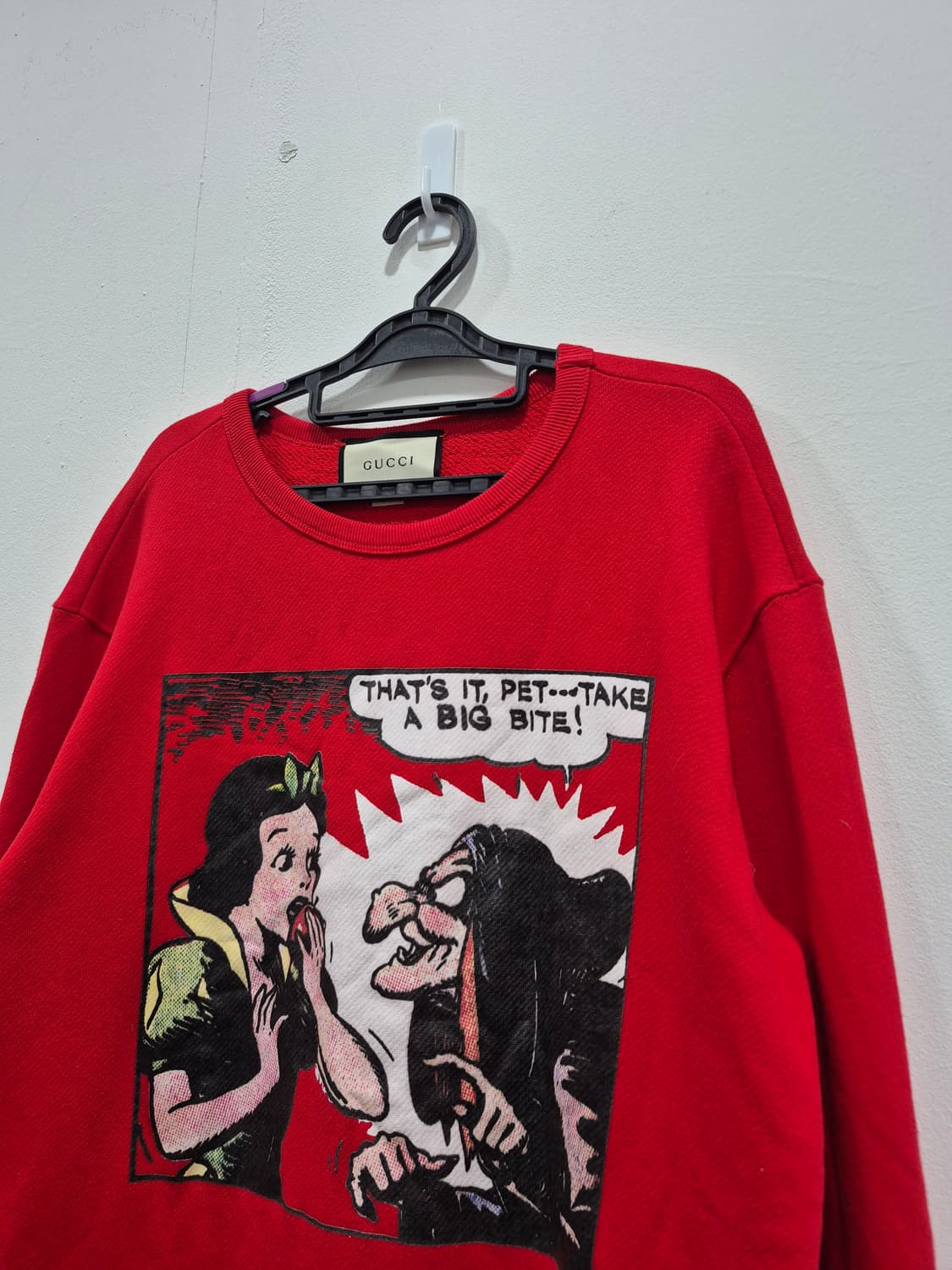 구찌 디즈니 백설공주 맨투맨 S사이즈 상품이미지3