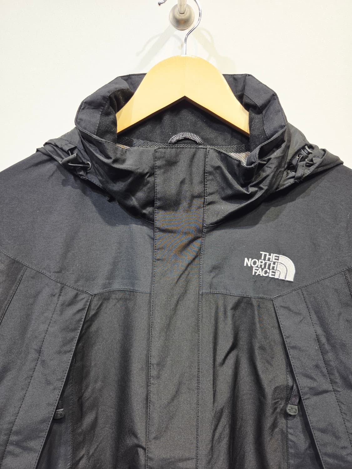 노스페이스 고어텍스 마운틴 자켓 바람막이 블랙 상품이미지3