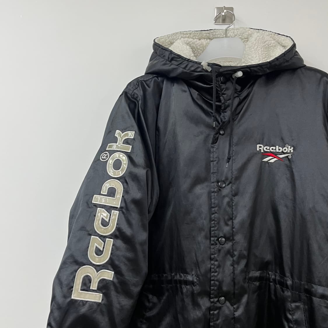 리복 자수로고 양털안감 돕바 롱패딩 상품이미지4