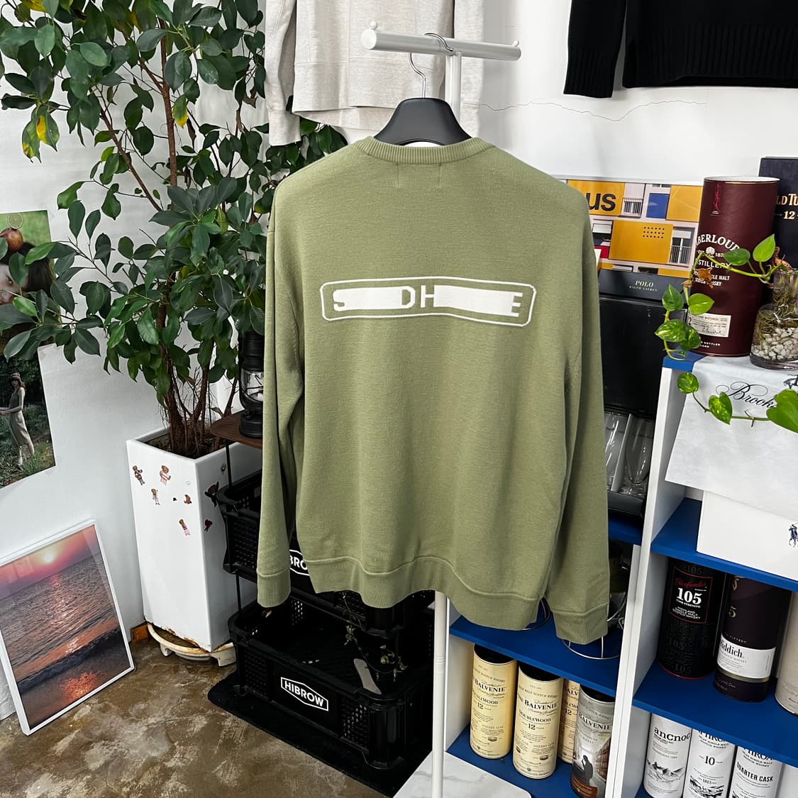 솔리드옴므 백로고 니트 50 상품이미지1