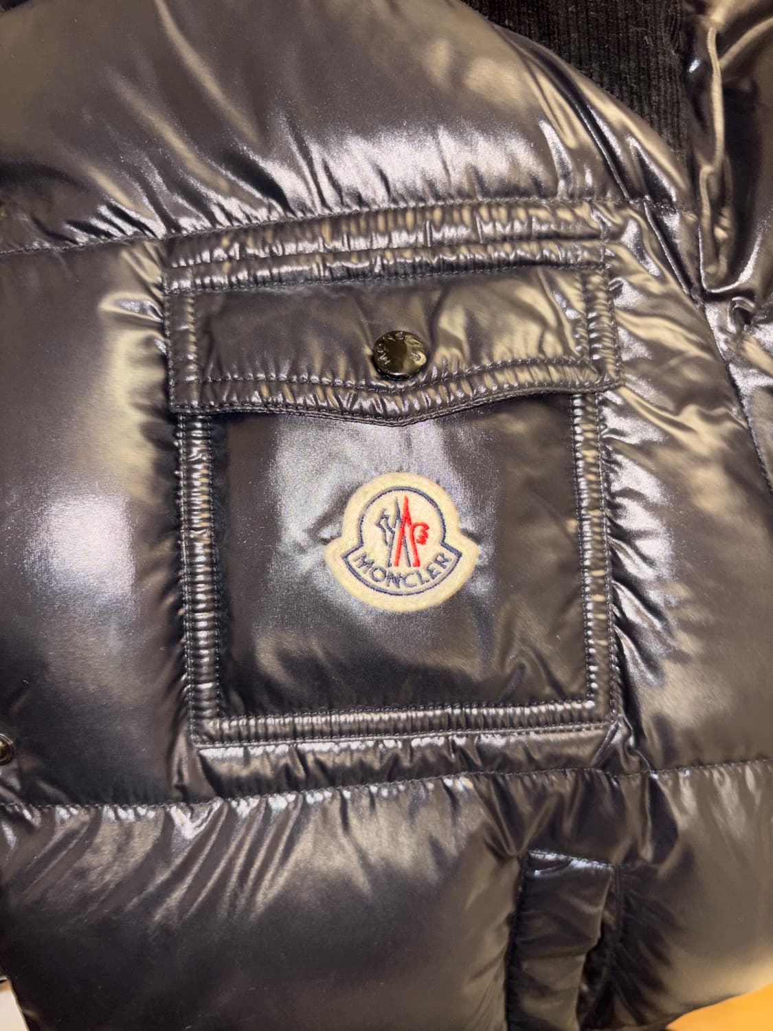 (W) 몽클레어 파쉐 쇼트 다운 자켓 블랙 - 22FW 상품이미지7