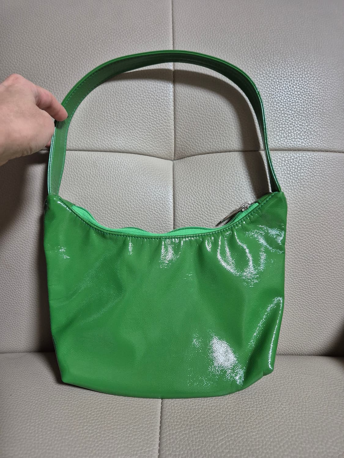 EMIS 이미스 뉴 에나멜 호보백 상품이미지2