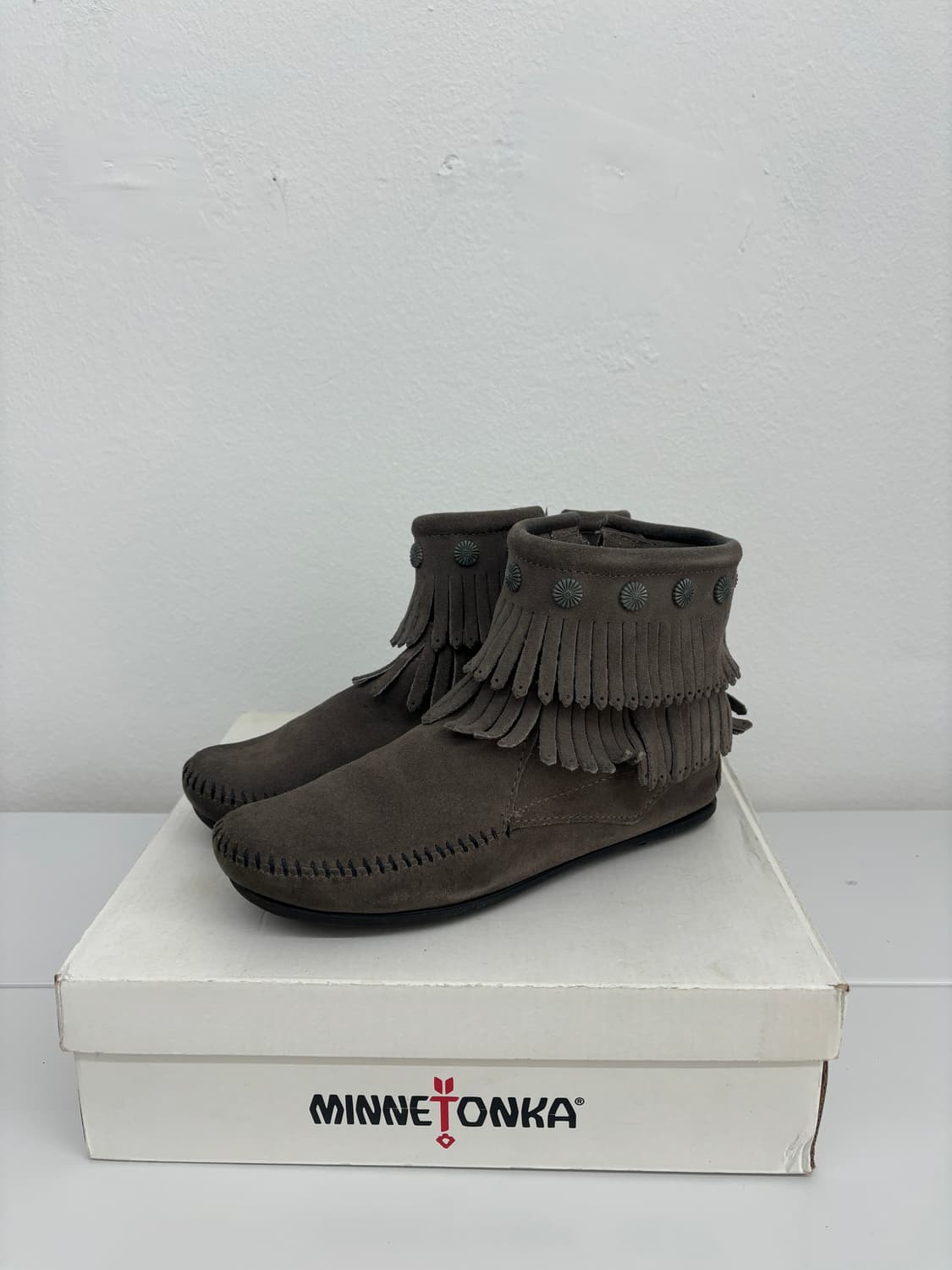 Minnetonka 프린지 부츠 스웨이드 상품이미지7