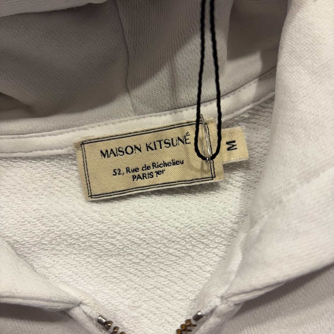 [M] 메종키츠네 아이보리 폭스 와펜 후드집업 수입택 C674 상품이미지6