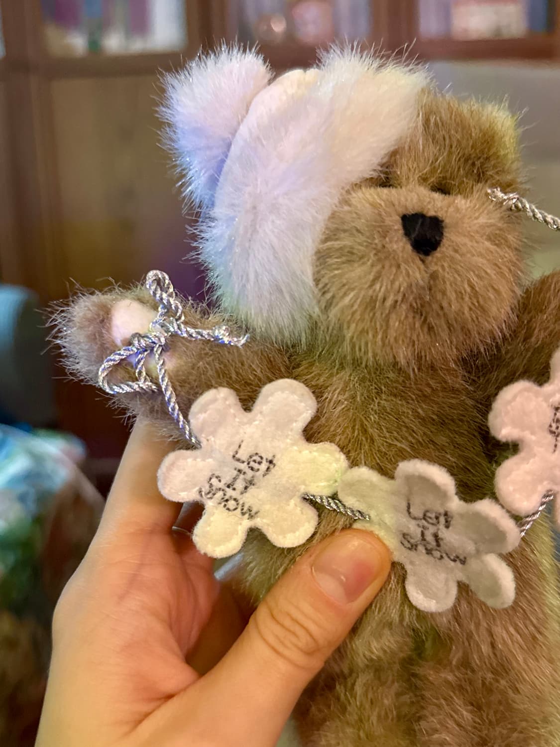 보이즈베어 털모자 곰인형 Let it snow 장식 인형 상품이미지2