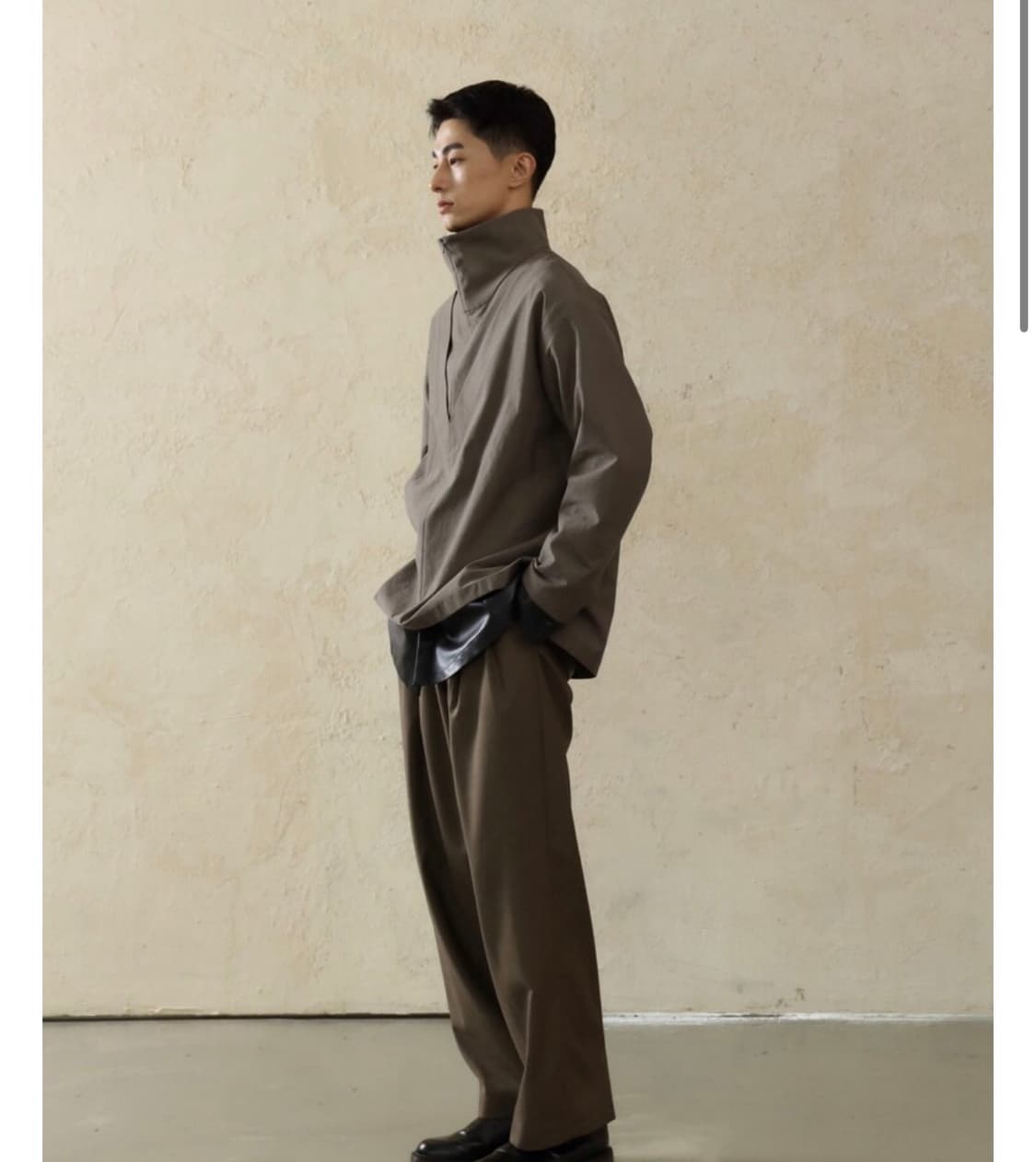 새상품) 디아뎀 Diadem 브이라인 집업 셔츠 상품이미지4