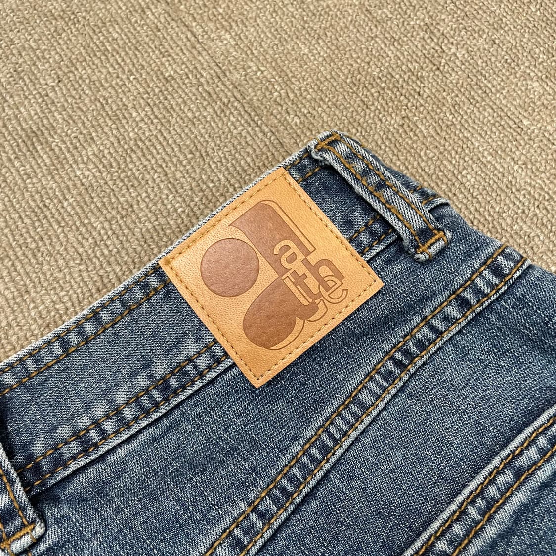 athe 아떼 바네사브루노 와이드 플레어 데님 36 상품이미지6